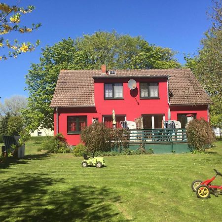 Ferienhaus 1 _ Ferien Im Gutspark Mattchow Esterno foto