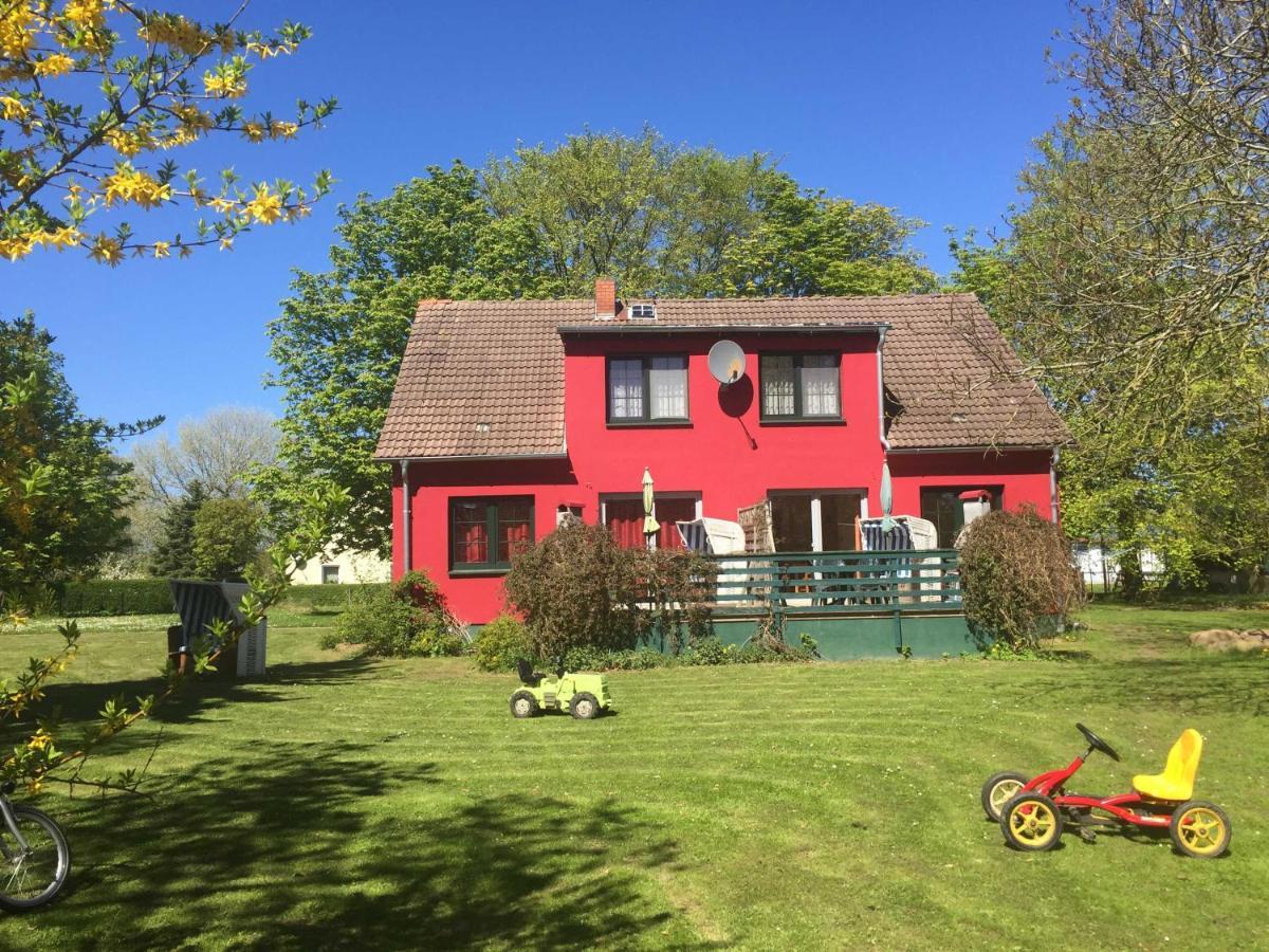 Ferienhaus 1 _ Ferien Im Gutspark Mattchow Esterno foto